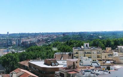 Vista exterior de Apartament en venda en  Madrid Capital amb Aire condicionat, Calefacció i Rentadora