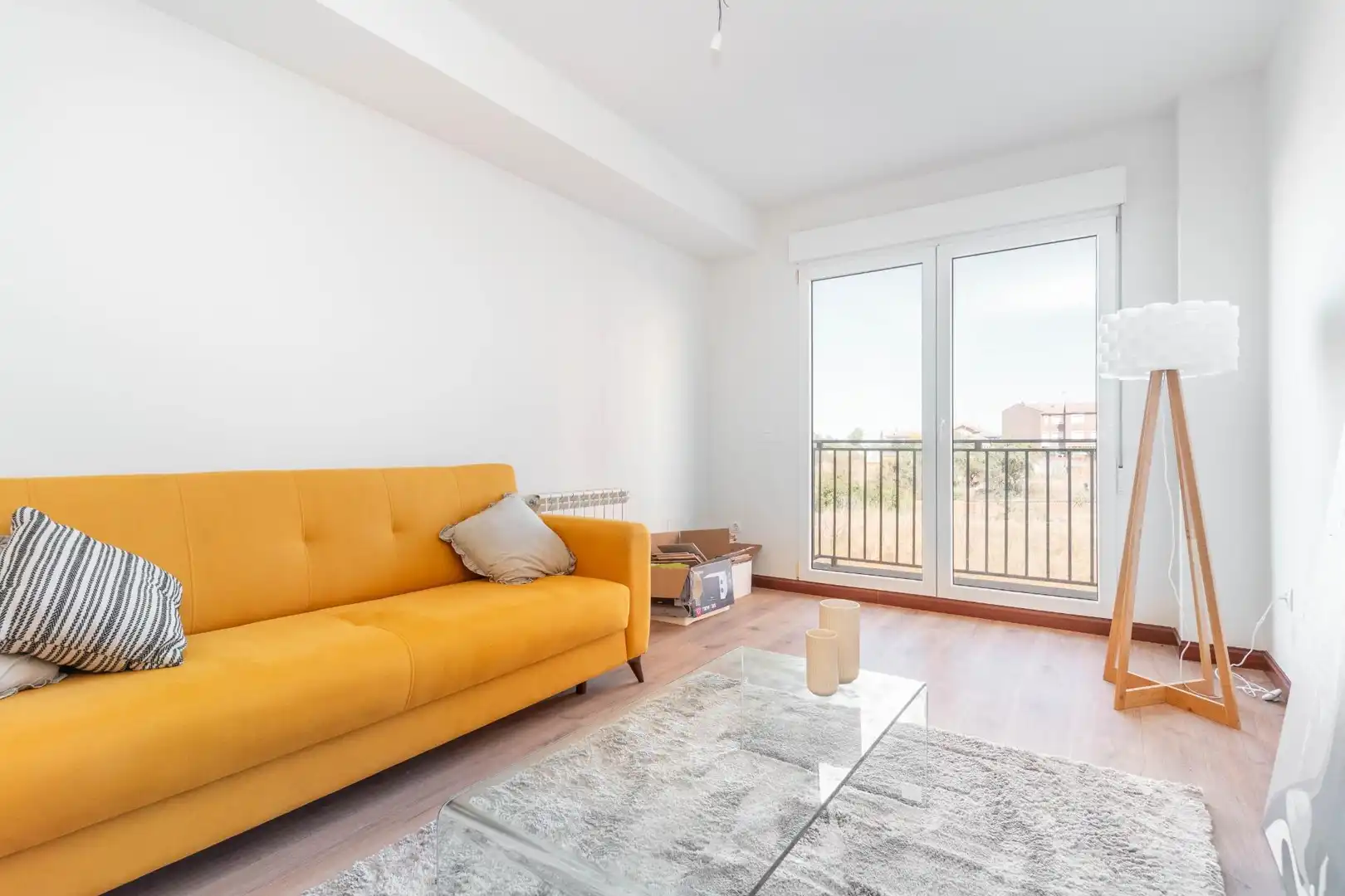 Wohnzimmer von Wohnung zum Verkauf in Valencia de Don Juan mit Heizung