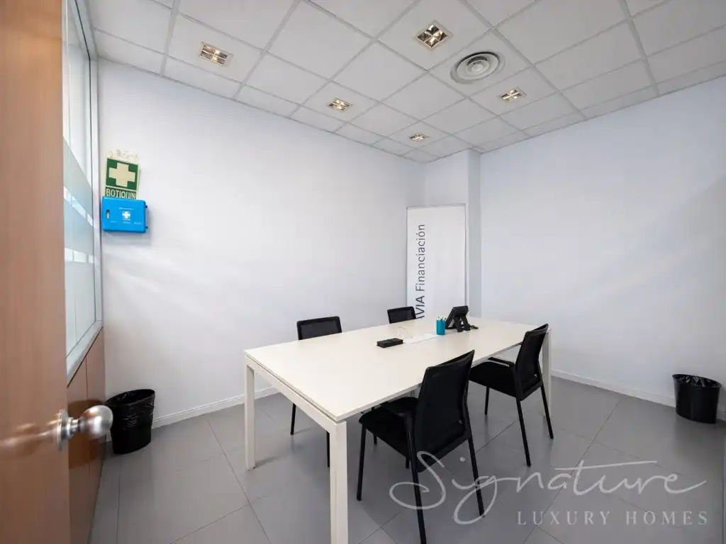 Office space for sale in Avenida Corts Catalanes, imagen 17