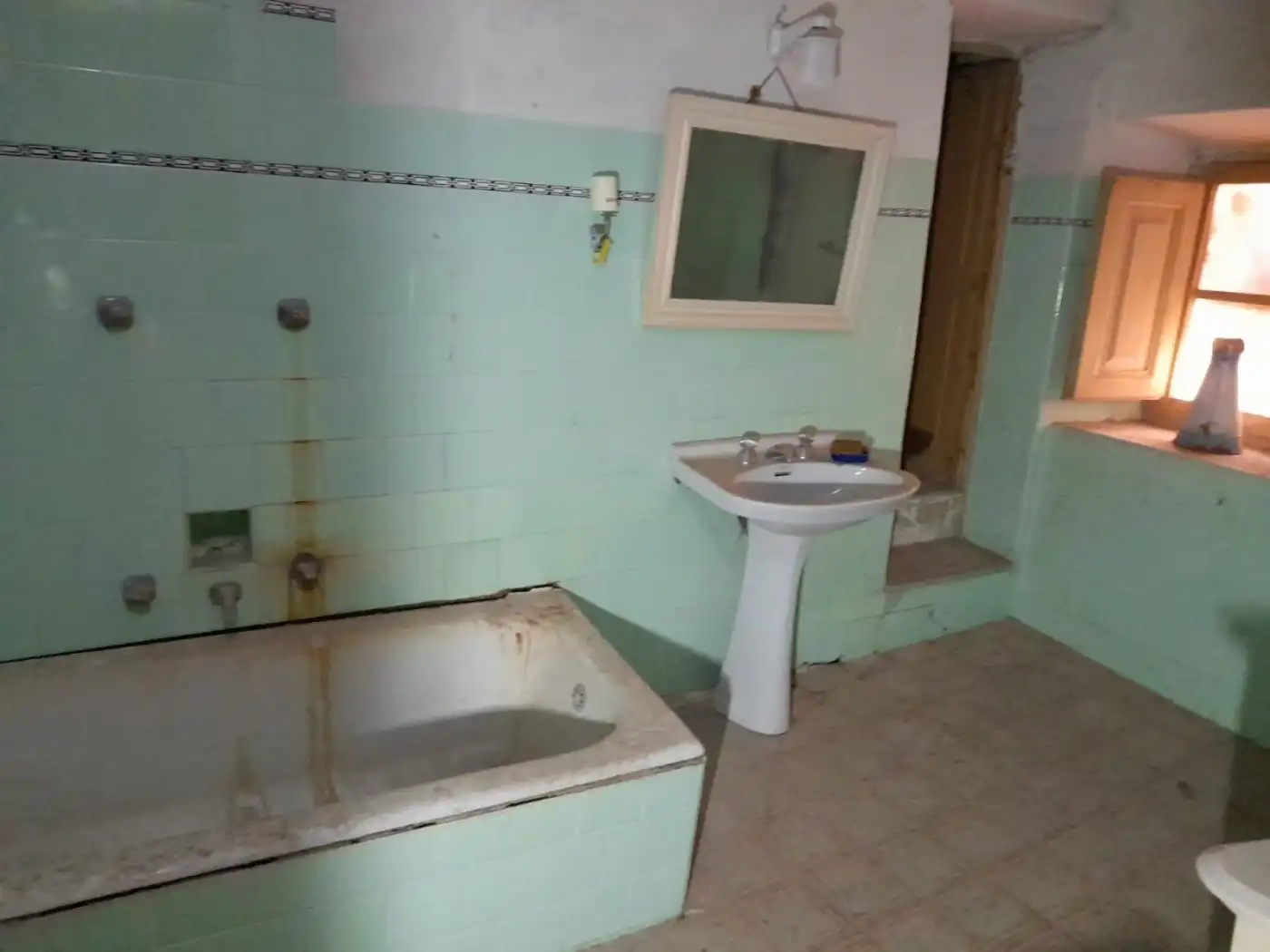 Bany de Casa o xalet en venda en Bot