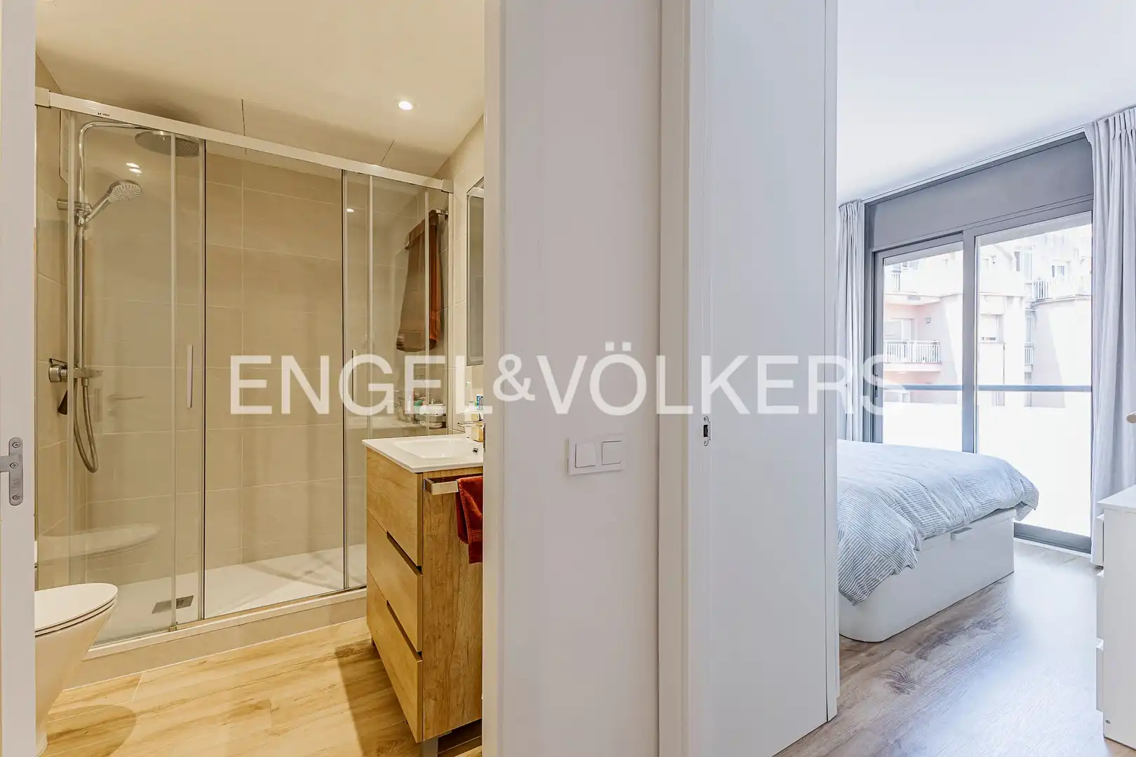 Habitación de Ático en venta en Barcelona con Aire acondicionado, Calefacción y Terraza