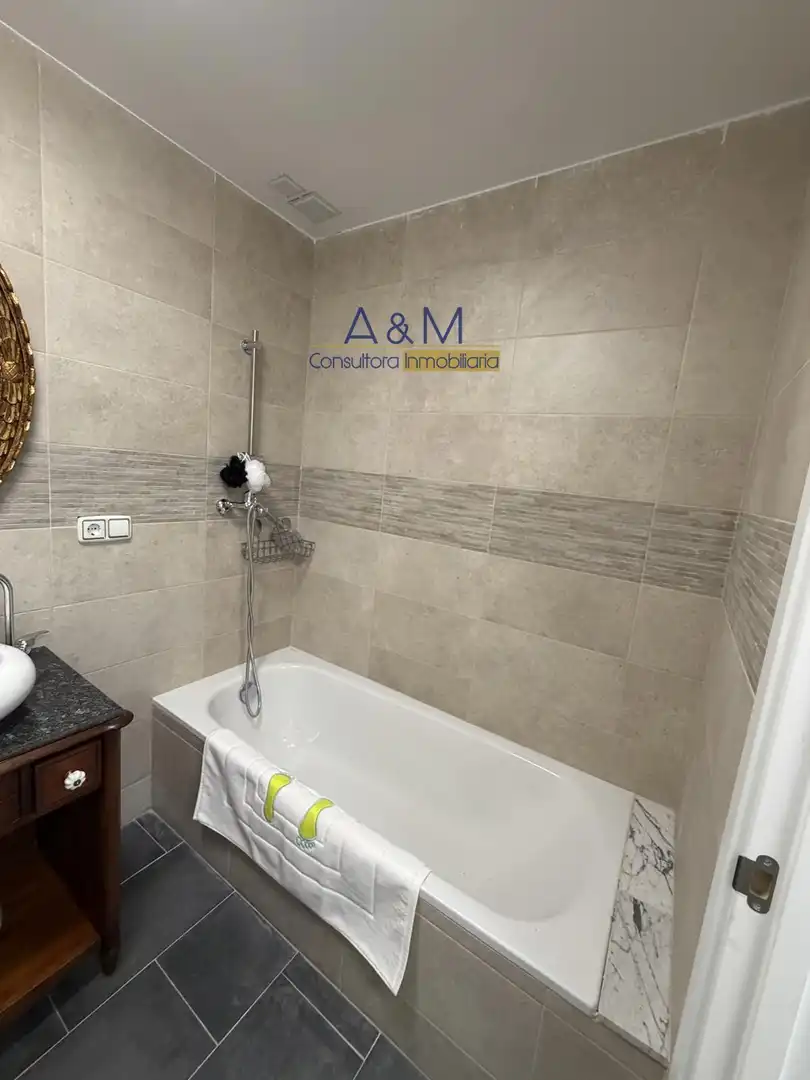 Baño de Edificio en venta en Cigales