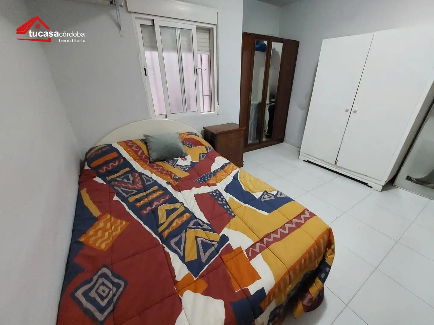 Habitación de Piso en venta en Córdoba con Terraza y Amueblado