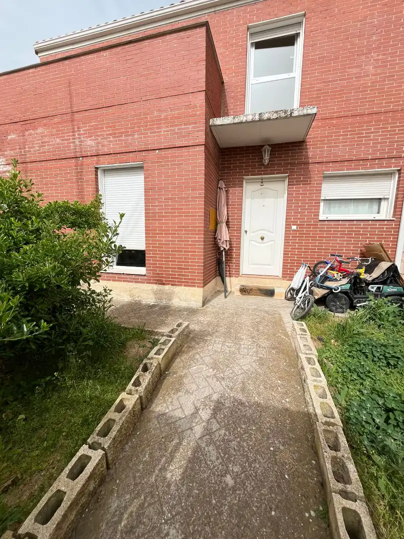 Casa adosada en venta en Yunquera de Henares