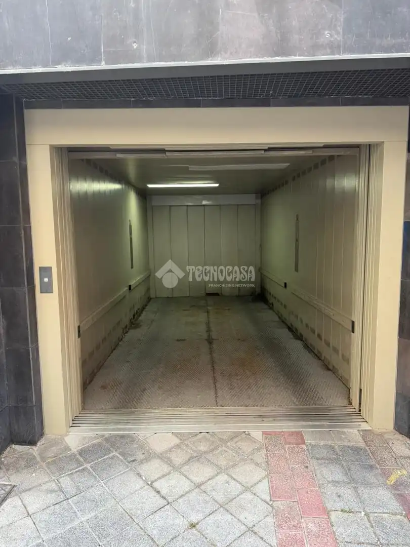 Parkplatz von Garage zum Verkauf in Valladolid
