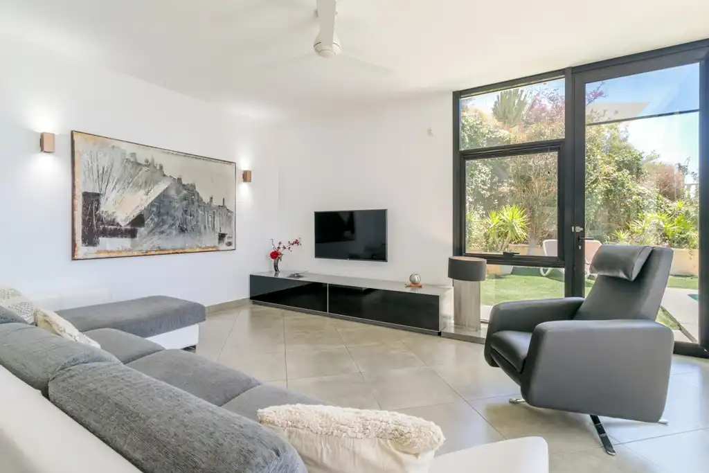 Living room of Houses for sale in El Campello  with Air Conditioner, Private garden and Swimming Pool