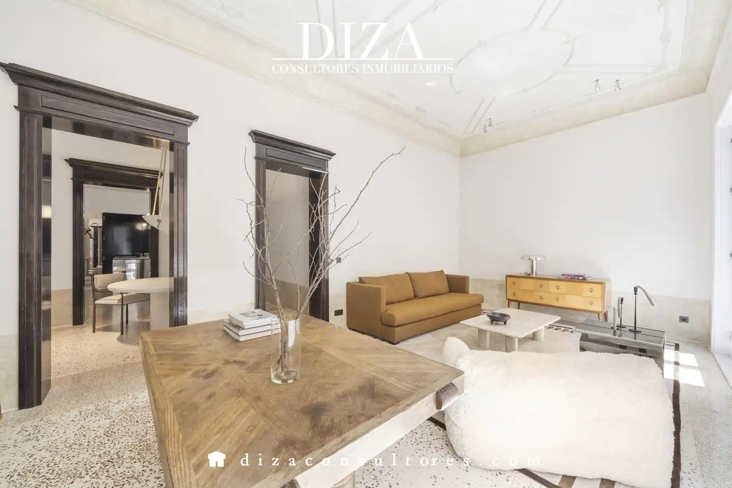 Flat with lift for sale in Corredera Baja de San Pablo, imagen 2