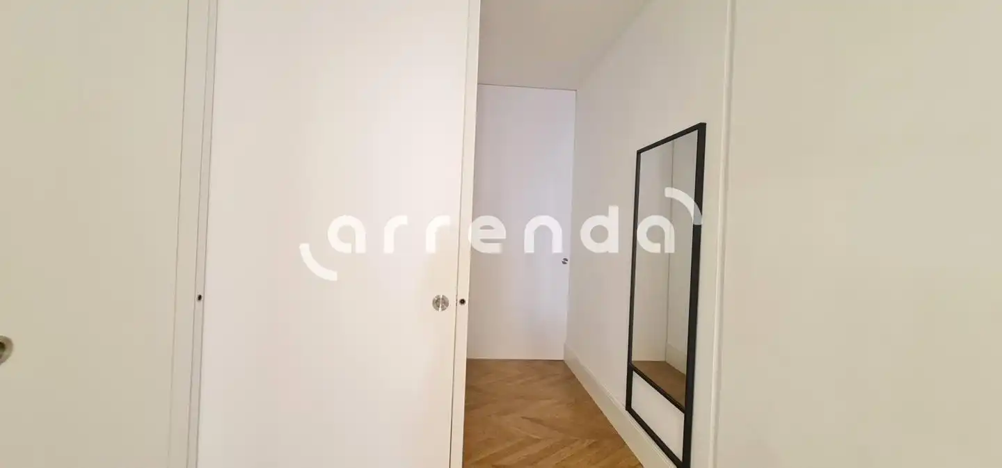 Schlafzimmer von Wohnung zur Miete in Madrid mit Klimaanlage und Möbliert