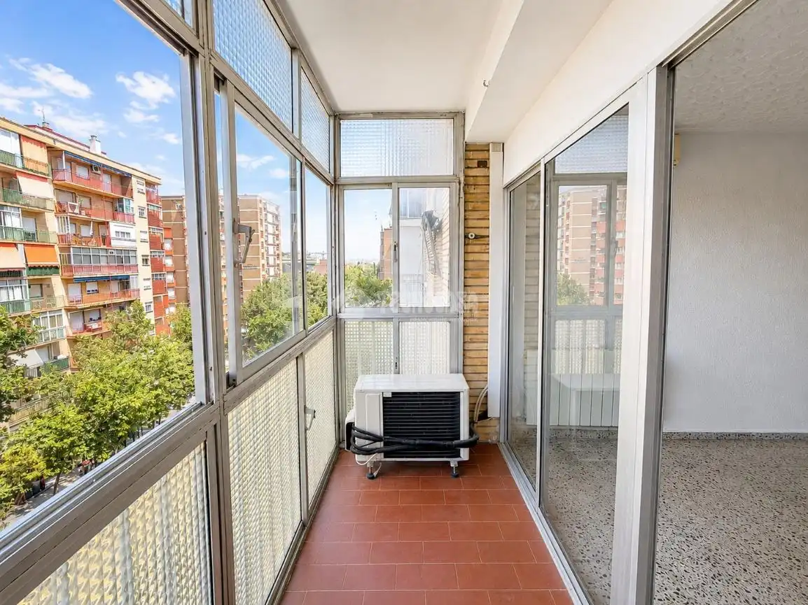 Terraza de Piso en venta en Zaragoza con Calefacción y Balcón