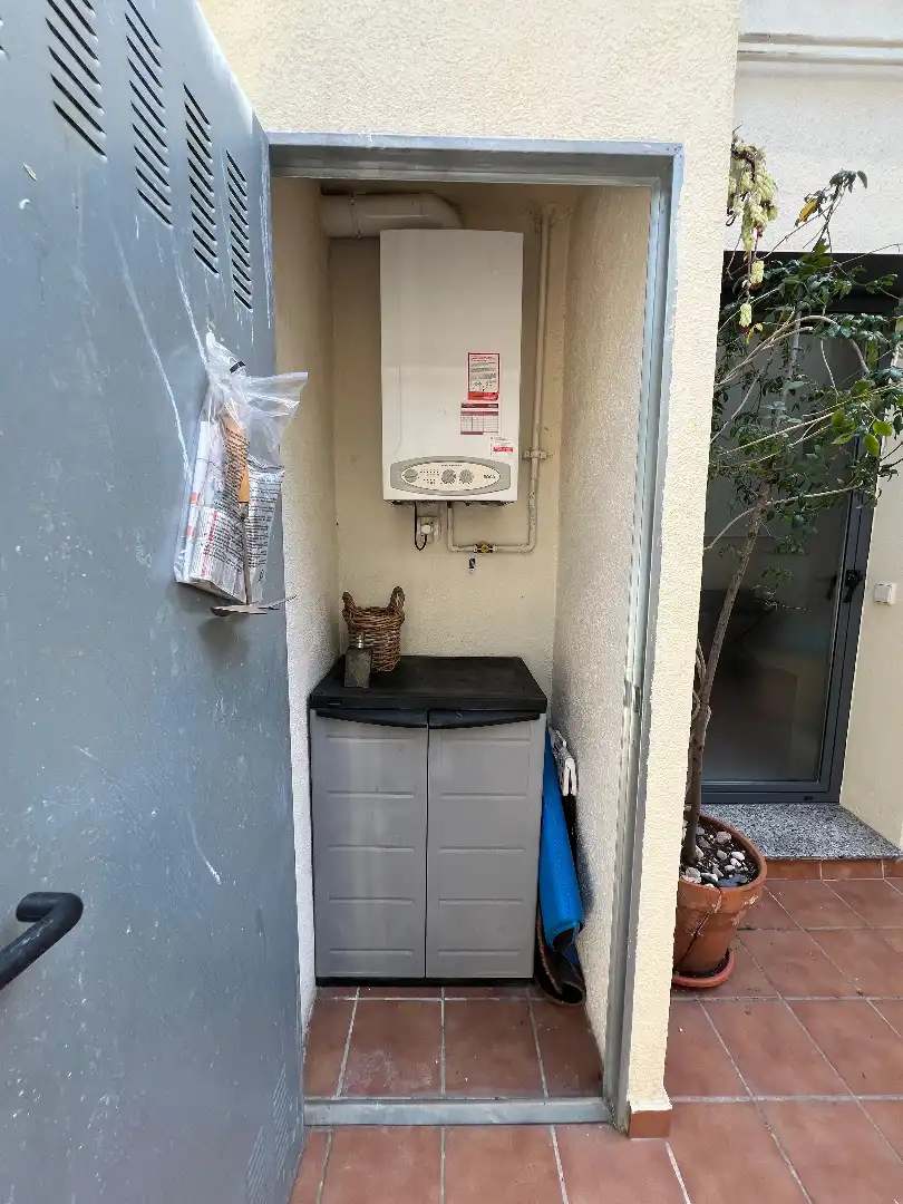 Piso con ascensor en venta en Carrer Narcís Monturiol, imagen 35