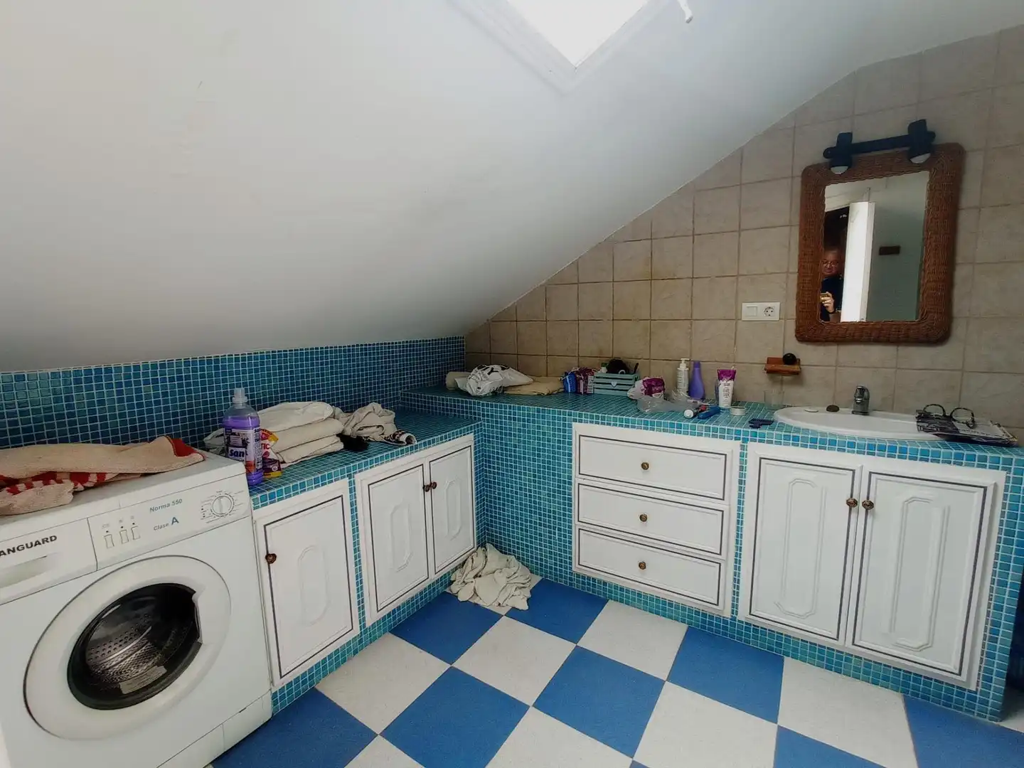 Cuina de Casa o xalet en venda en Chiclana de la Frontera amb Aire condicionat, Jardí privat i Terrassa
