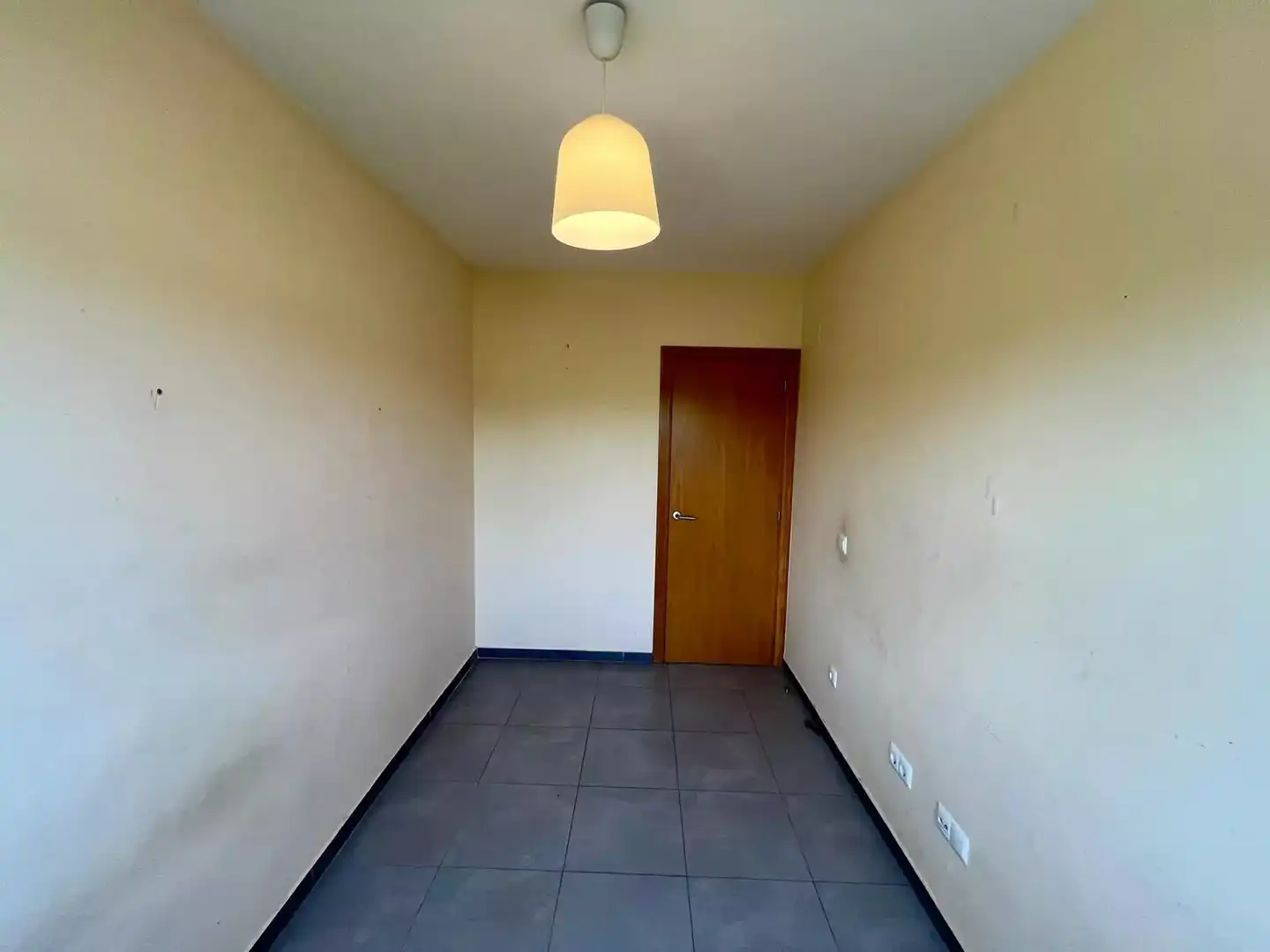Bedroom of Duplexes for sale in Figueres  with Air Conditioner and Terrace