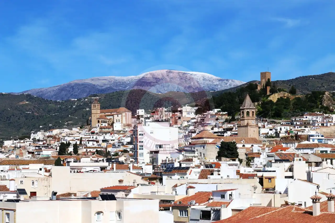 Vista exterior de Pis en venda en Vélez-Málaga amb Terrassa