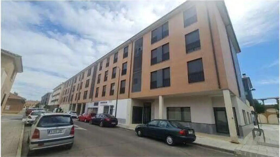 Pis en venda a CL. CINCO VILLAS, imagen 2
