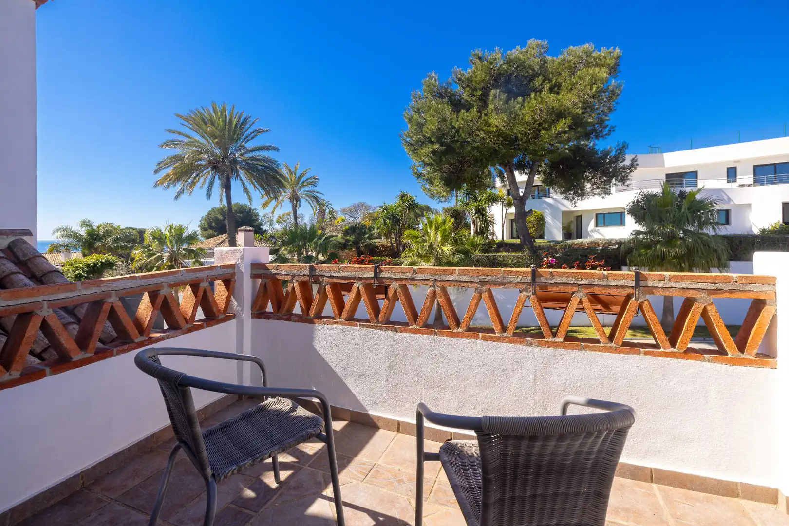 Terrassa de Casa o xalet en venda en Marbella amb Aire condicionat, Jardí privat i Terrassa