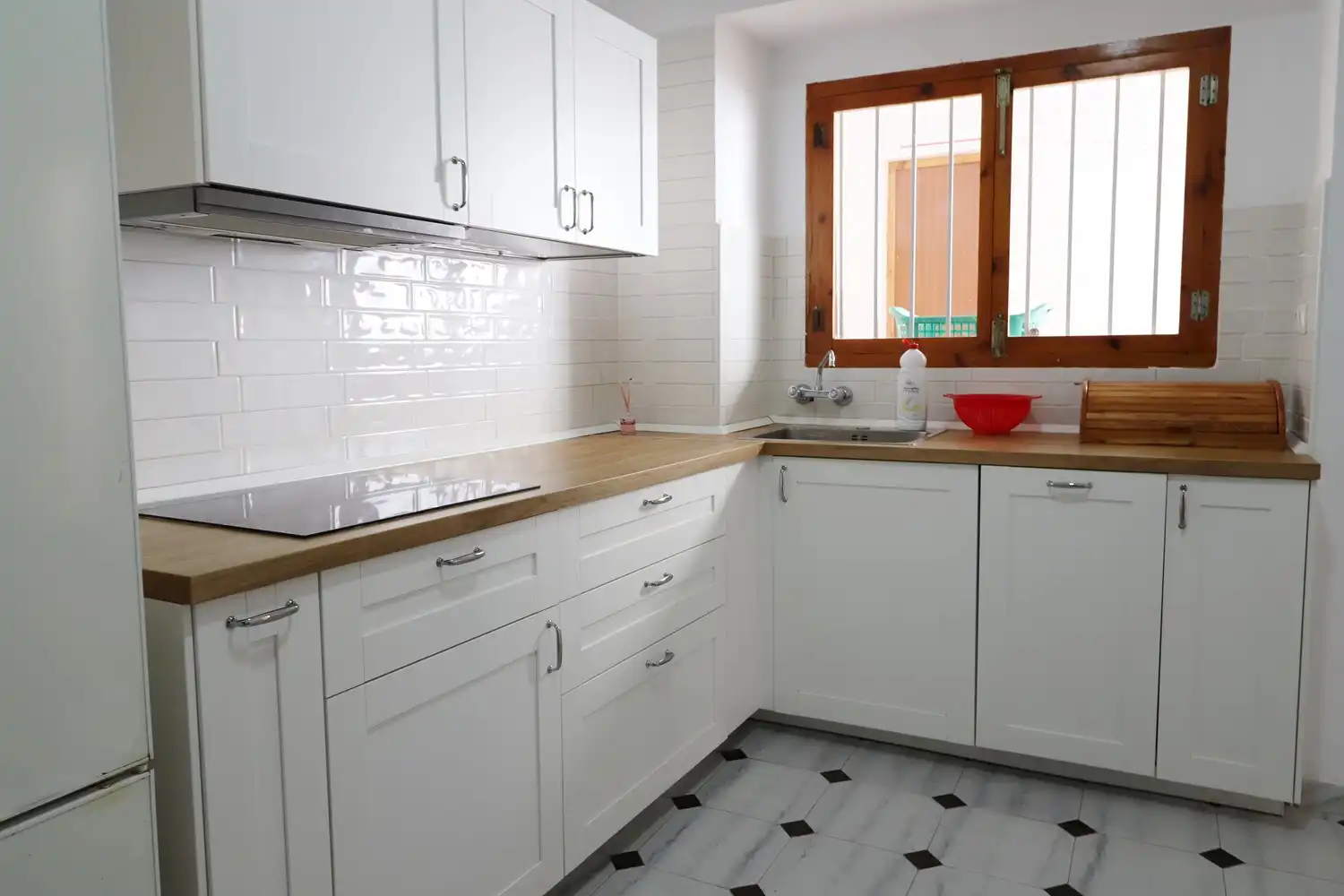 Cuina de Casa o xalet en venda en Íllora amb Jardí privat i Moblat