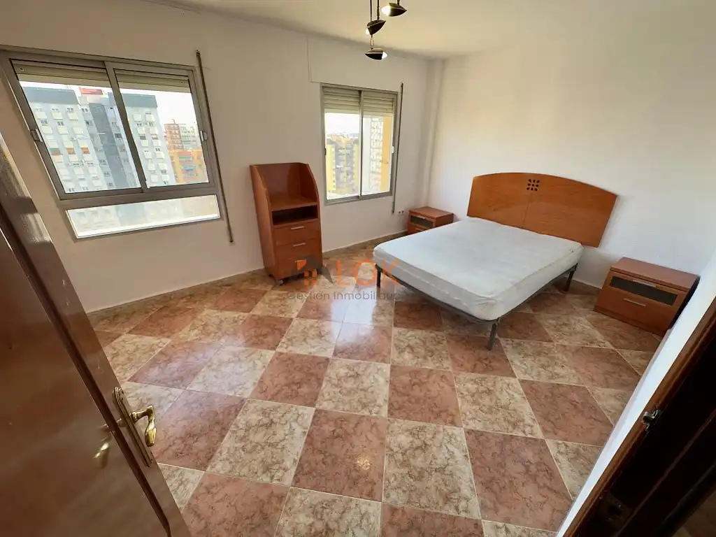 Bedroom of Flat for sale in Málaga
