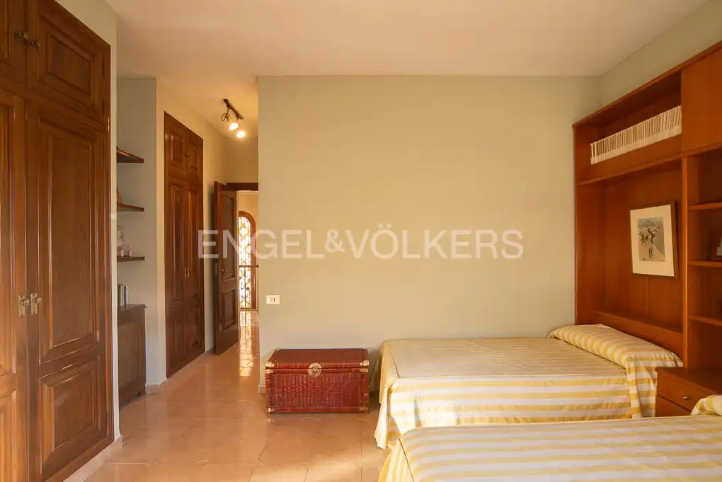 Habitación de Casa o chalet en venta en Castellón de la Plana / Castelló de la Plana con Calefacción, Jardín privado y Terraza