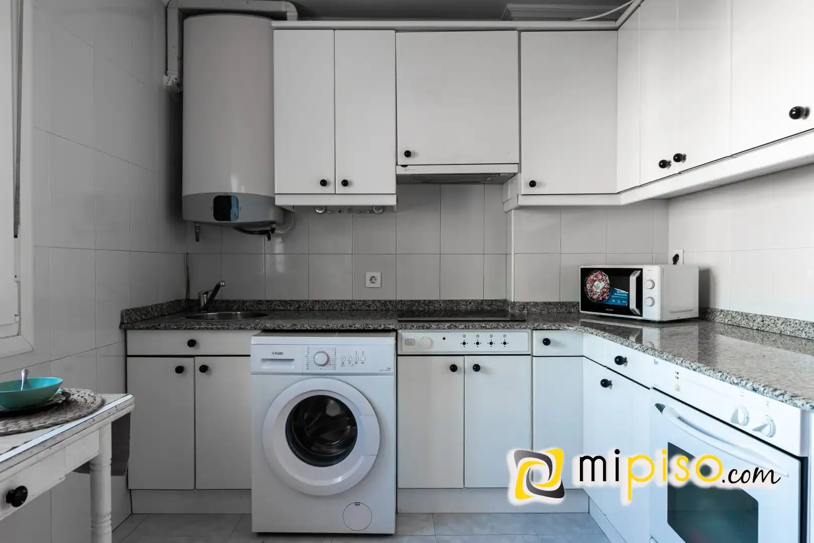 Kitchen of Flat for sale in Colindres, Cantabria