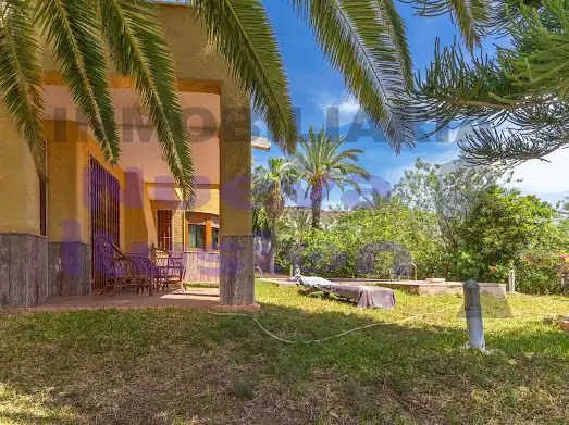 Garden of Houses for sale in Roquetas de Mar  with Air Conditioner, Heating and Private garden