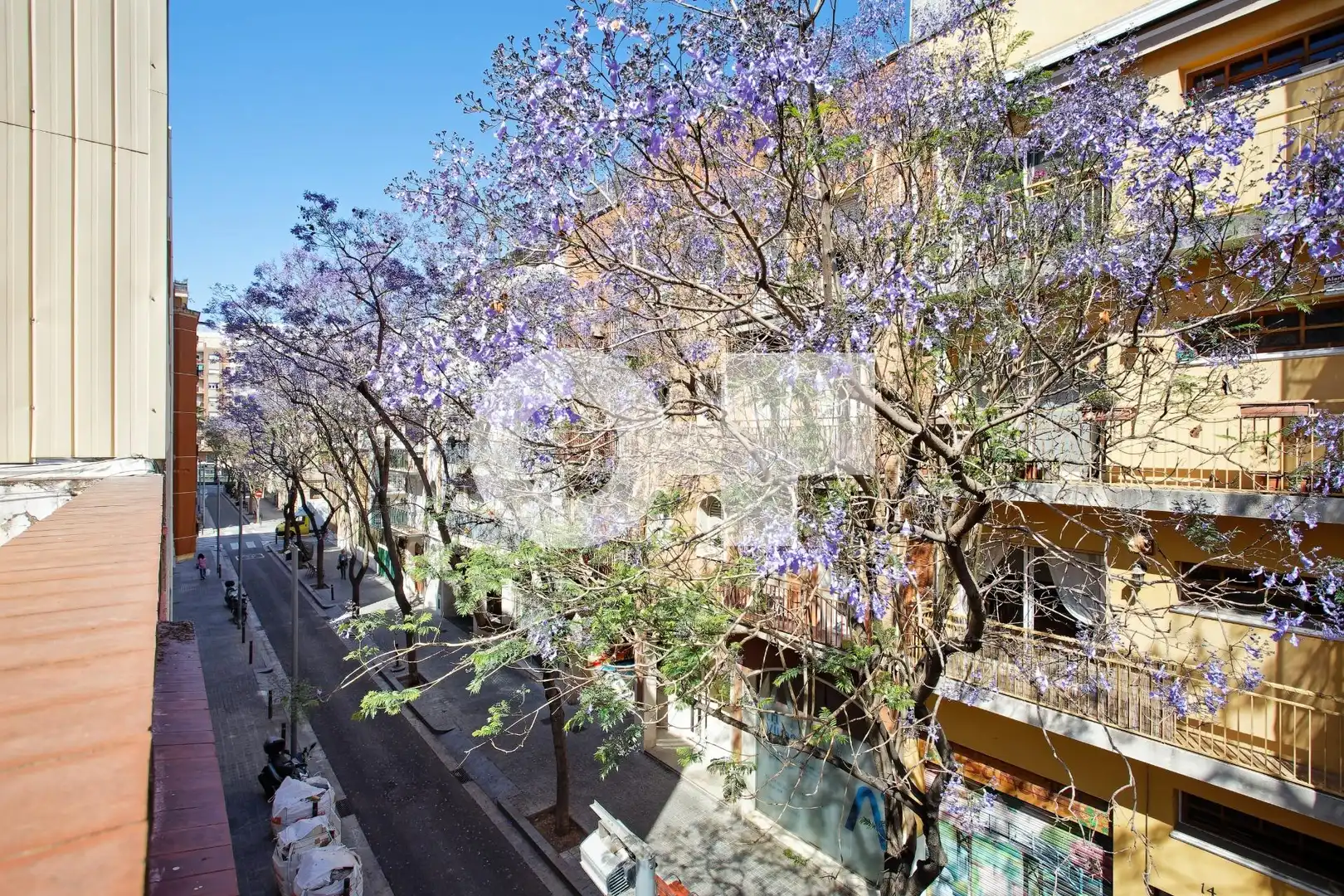 Vista exterior de Edificio en venta en Barcelona