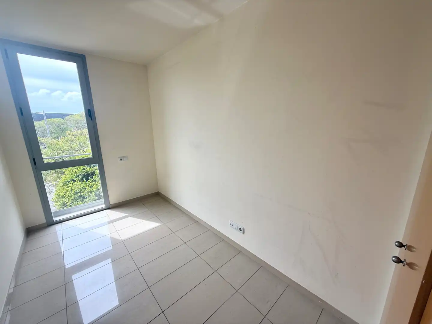 Balcony of Flat for sale in L'Hospitalet de Llobregat  with Air Conditioner, Heating and Oven