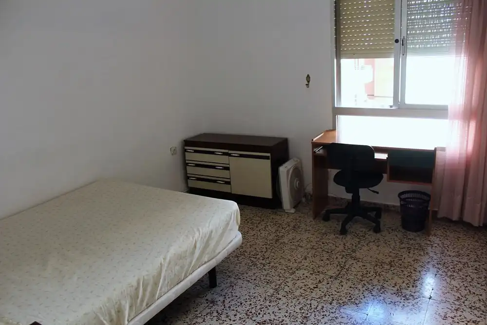 Habitación de Piso de alquiler en Málaga con Aire acondicionado, Calefacción y Terraza