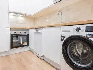 Cuina de Planta baixa en venda en Pozuelo de Alarcón amb Aire condicionat, Calefacció i Terrassa