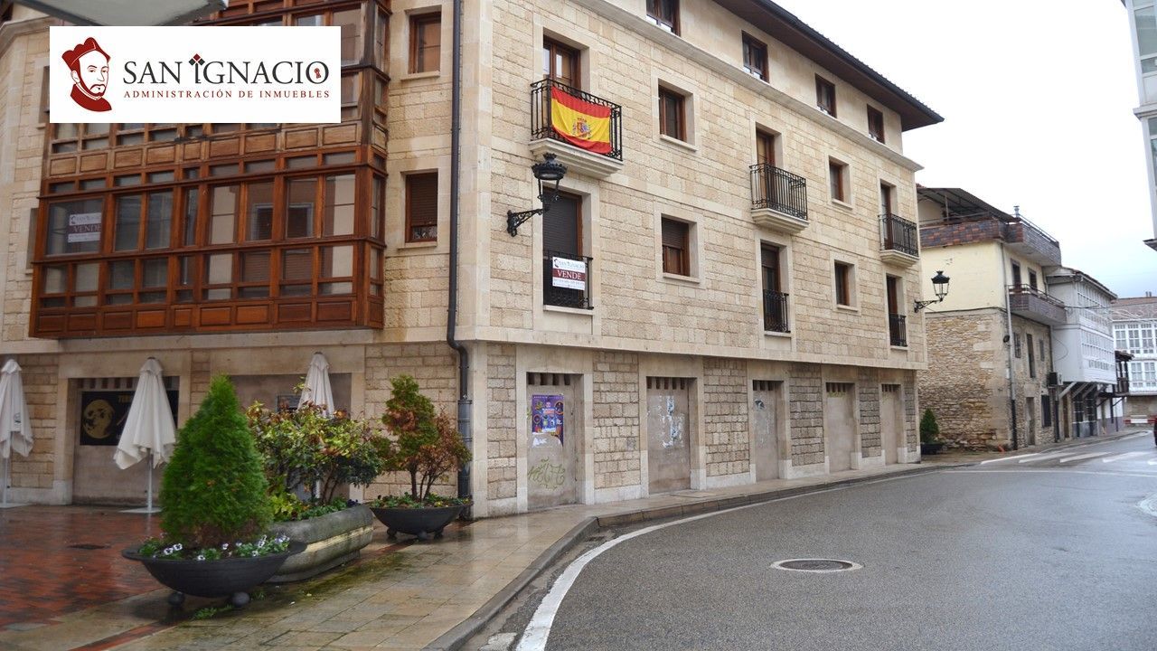 Exterior view of Flat for sale in Villarcayo de Merindad de Castilla la Vieja  with Heating, Parquet flooring and Furnished
