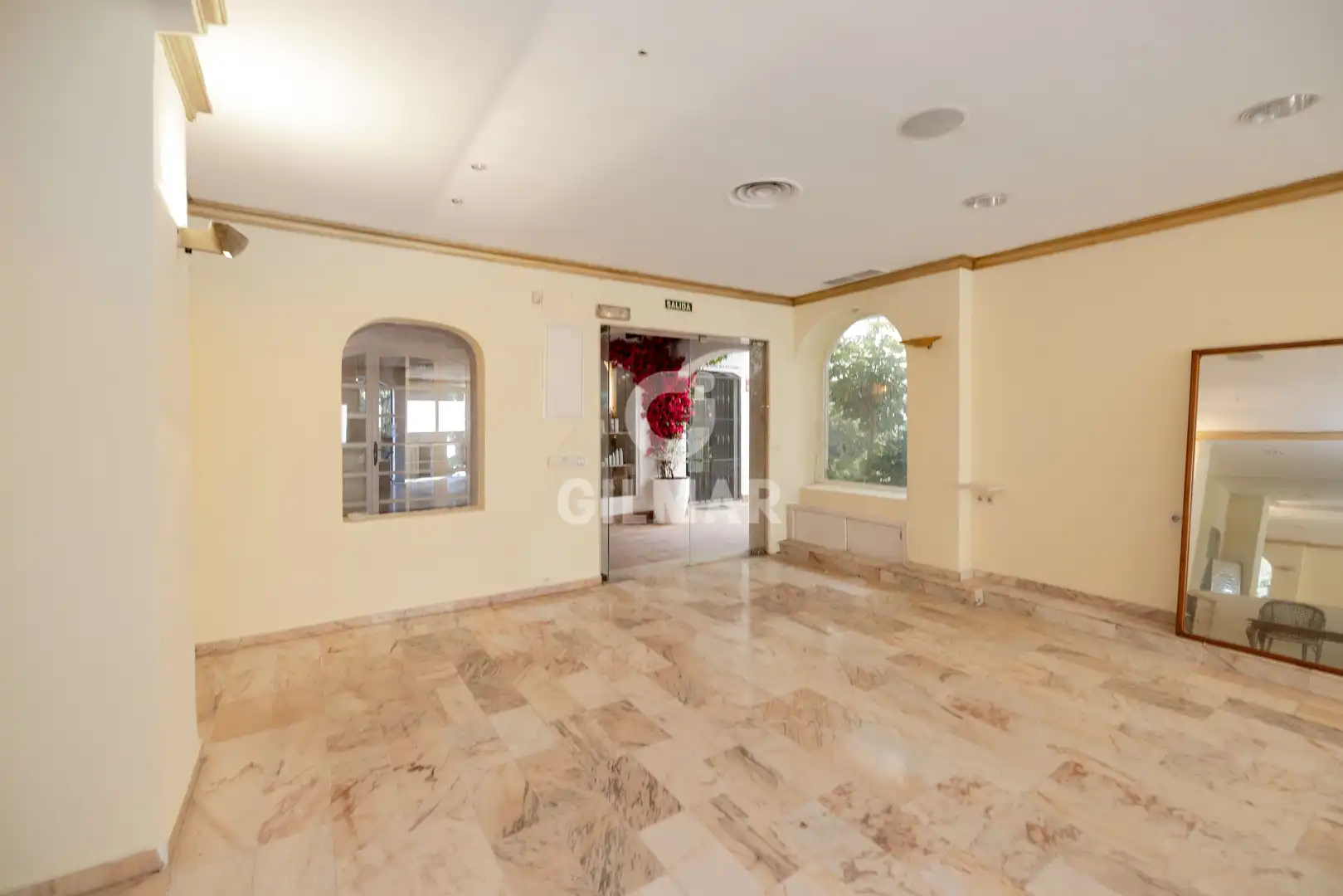 Local en venta en Marbella con Calefacción