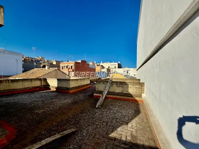Exterior view of Buildings for sale in Valencia