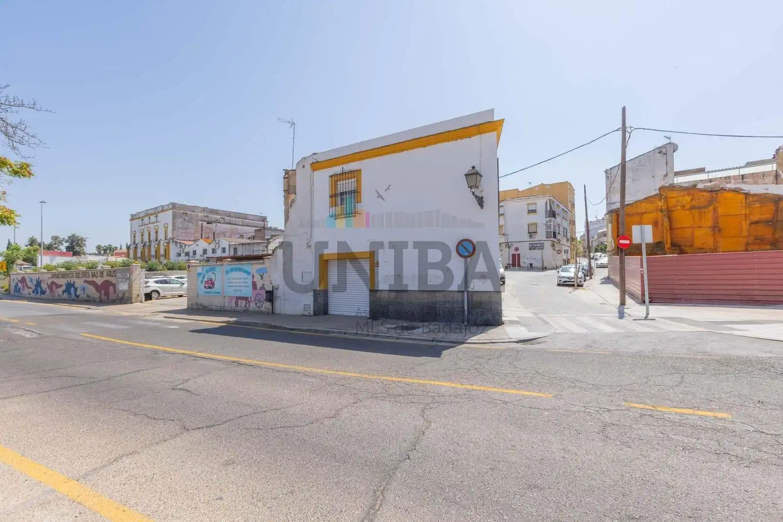 Vista exterior de Casa o xalet en venda en Badajoz amb Aire condicionat i Traster