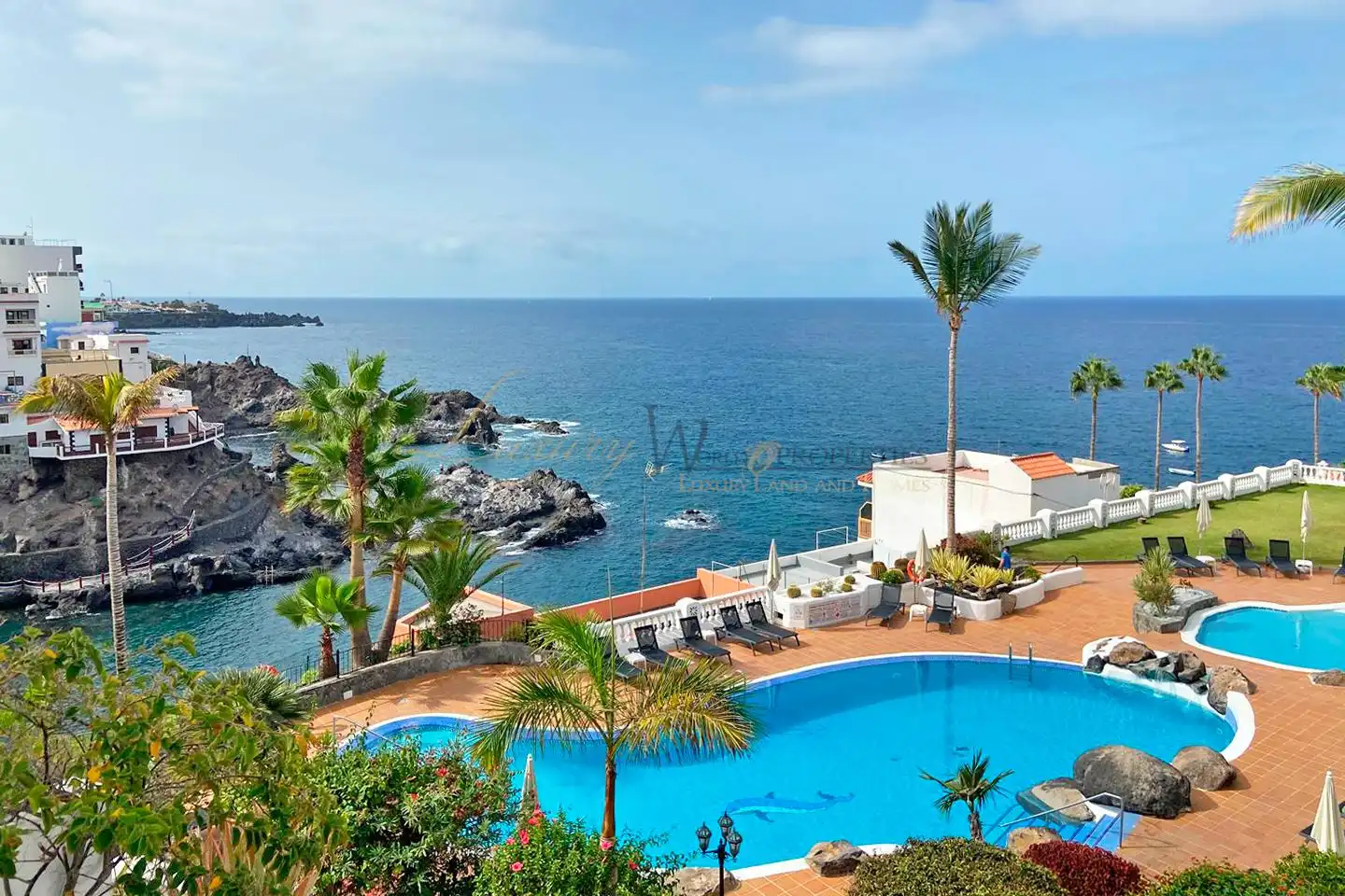Vista exterior de Apartament en venda en Santiago del Teide amb Terrassa i Piscina comunitària