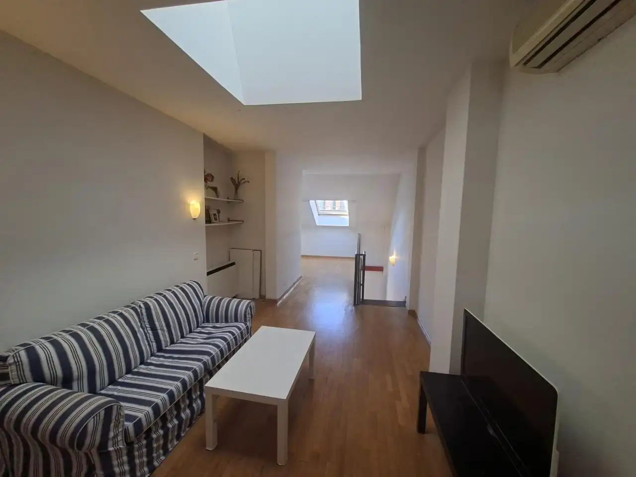 Duplexes for sale in Madrid  with Heating, Storage room and Furnished