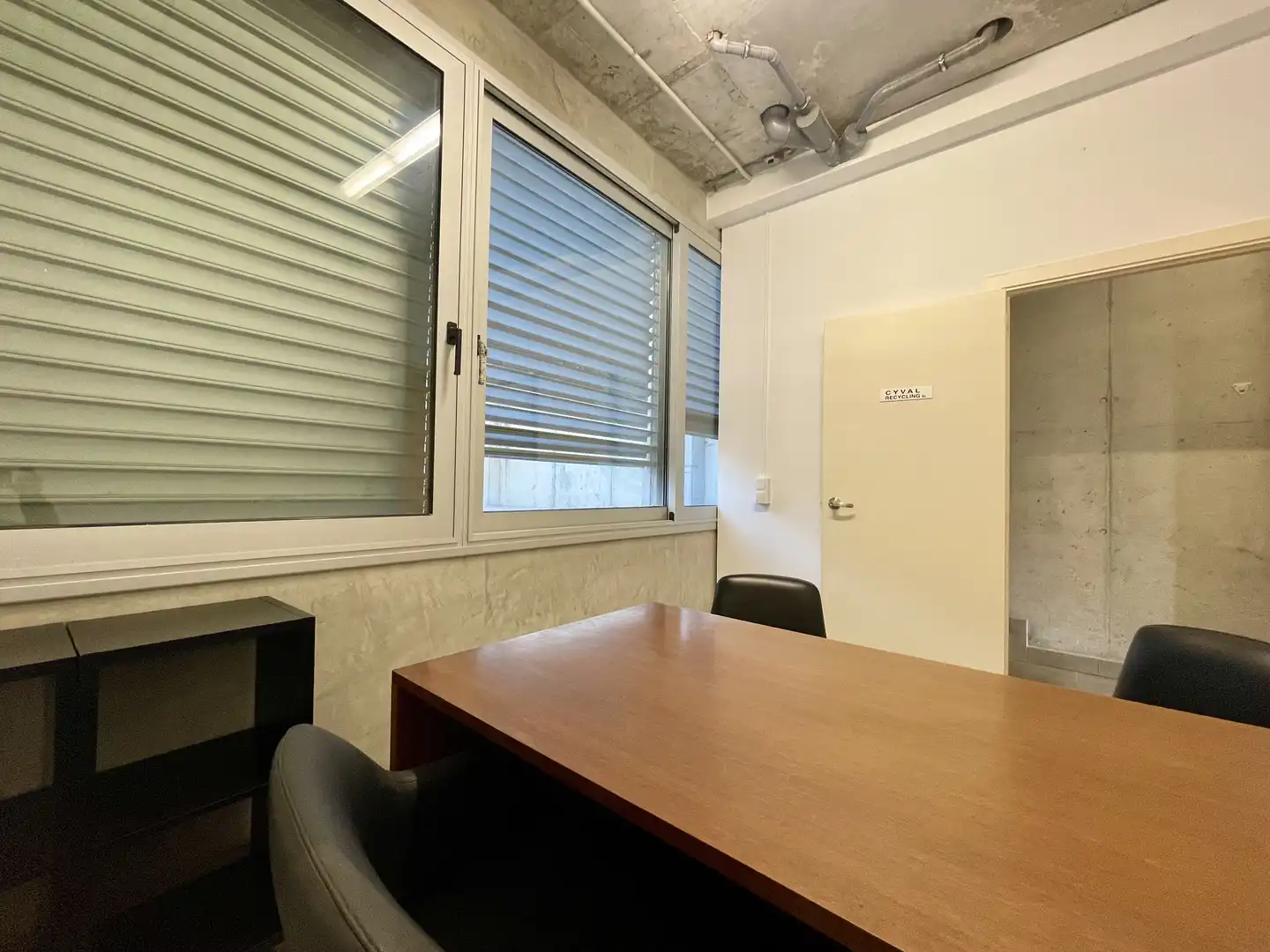 Oficina de lloguer en Aiguaviva Parc