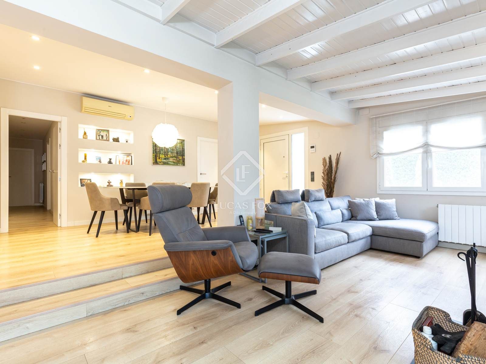 Sala d'estar de Casa o xalet en venda en Sant Cugat del Vallès