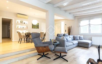 Living room of House or chalet for sale in Sant Cugat del Vallès