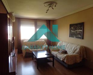 Living room of Flat to rent in Cáceres Capital  with Air Conditioner, Heating and Storage room