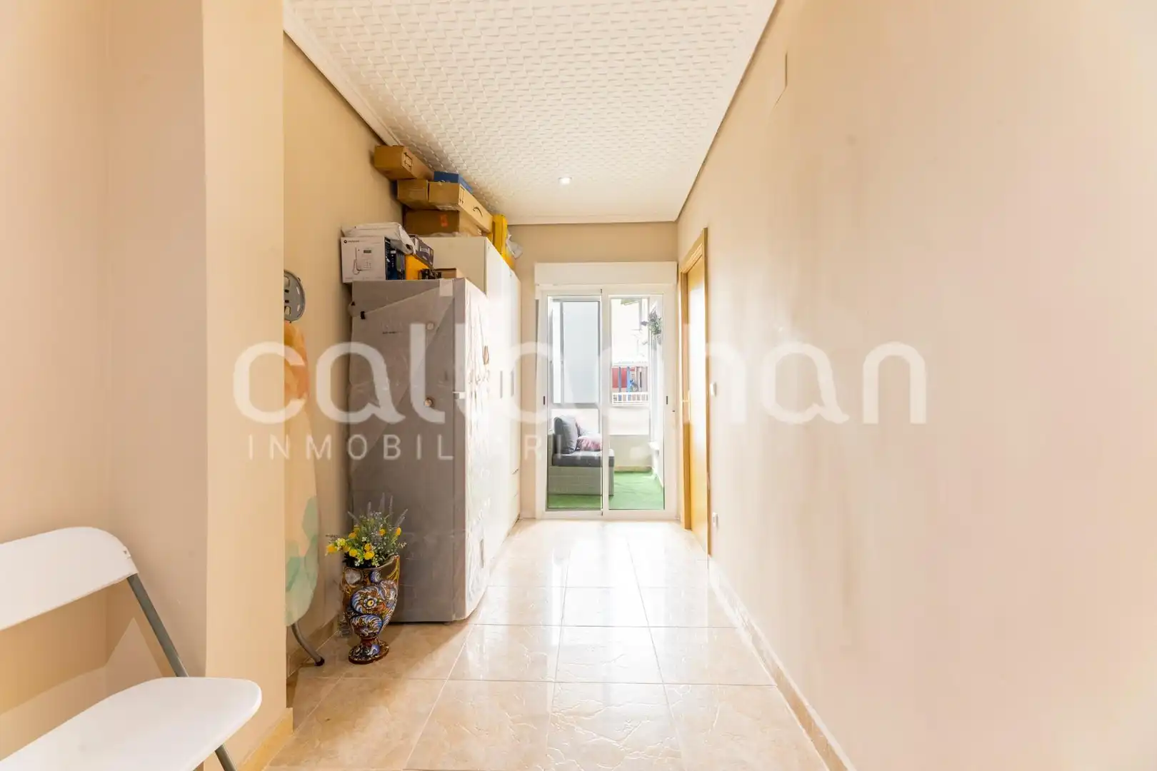 Flat for sale in Silla  with Air Conditioner, Terrace and Furnished