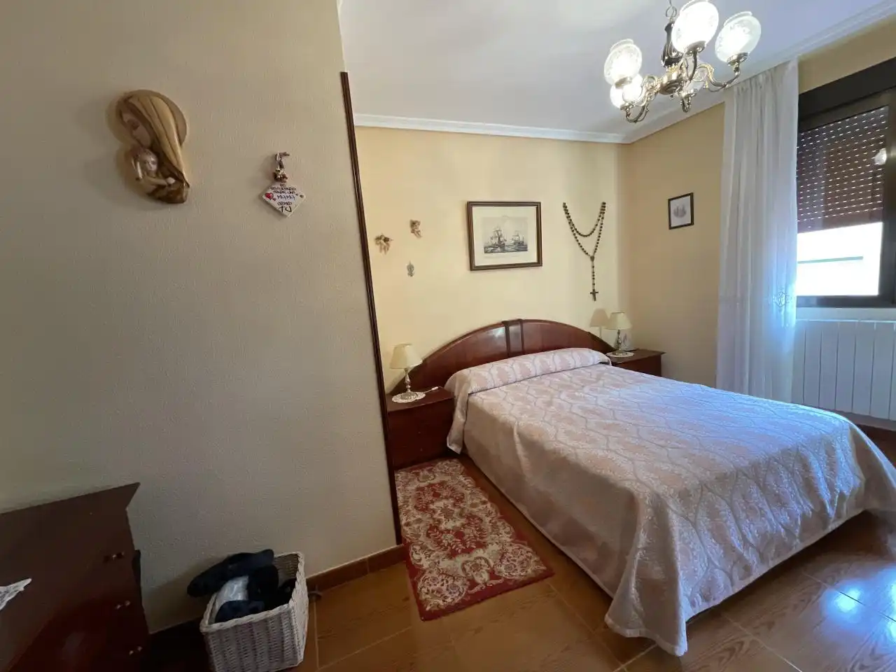 Habitación de Casa o chalet en venta en Alesanco con Terraza, Trastero y Amueblado