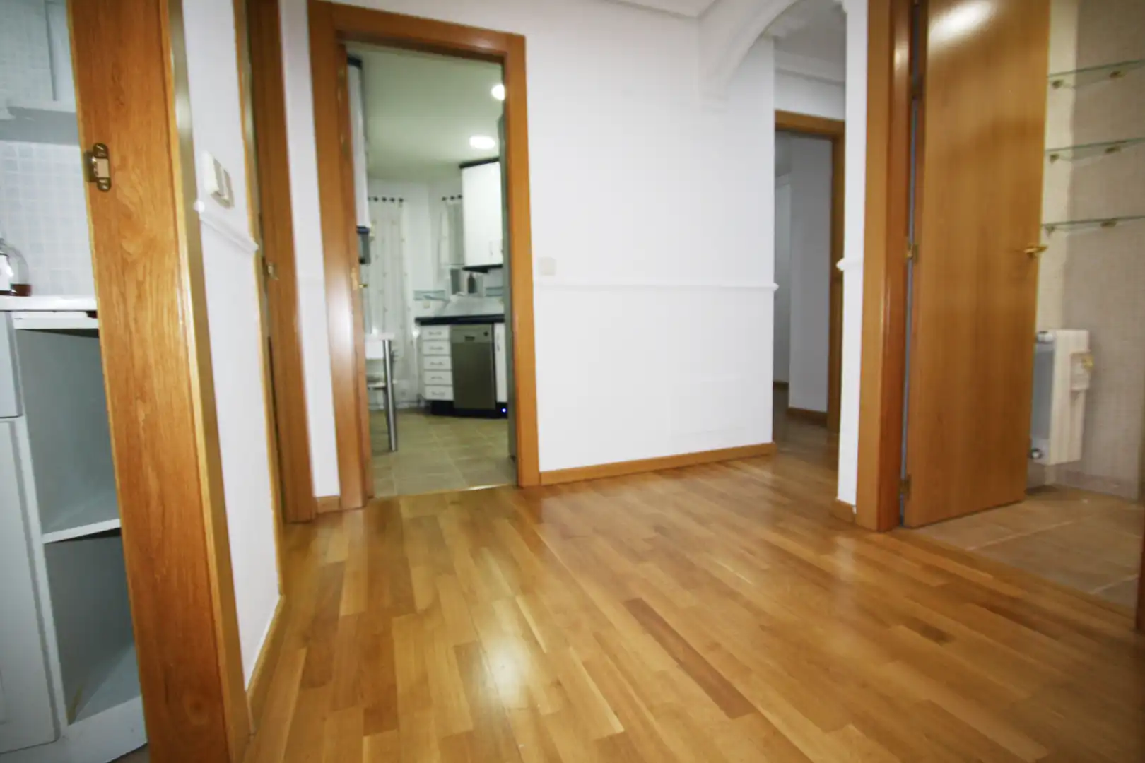 Piso en venta en Albacete con Calefacción, Parquet y Amueblado