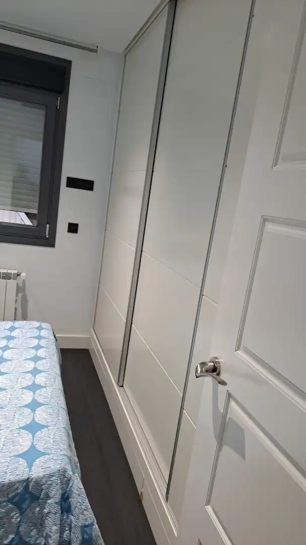 Badezimmer von Wohnung zur Miete in Albacete mit Klimaanlage, Heizung und Parkett