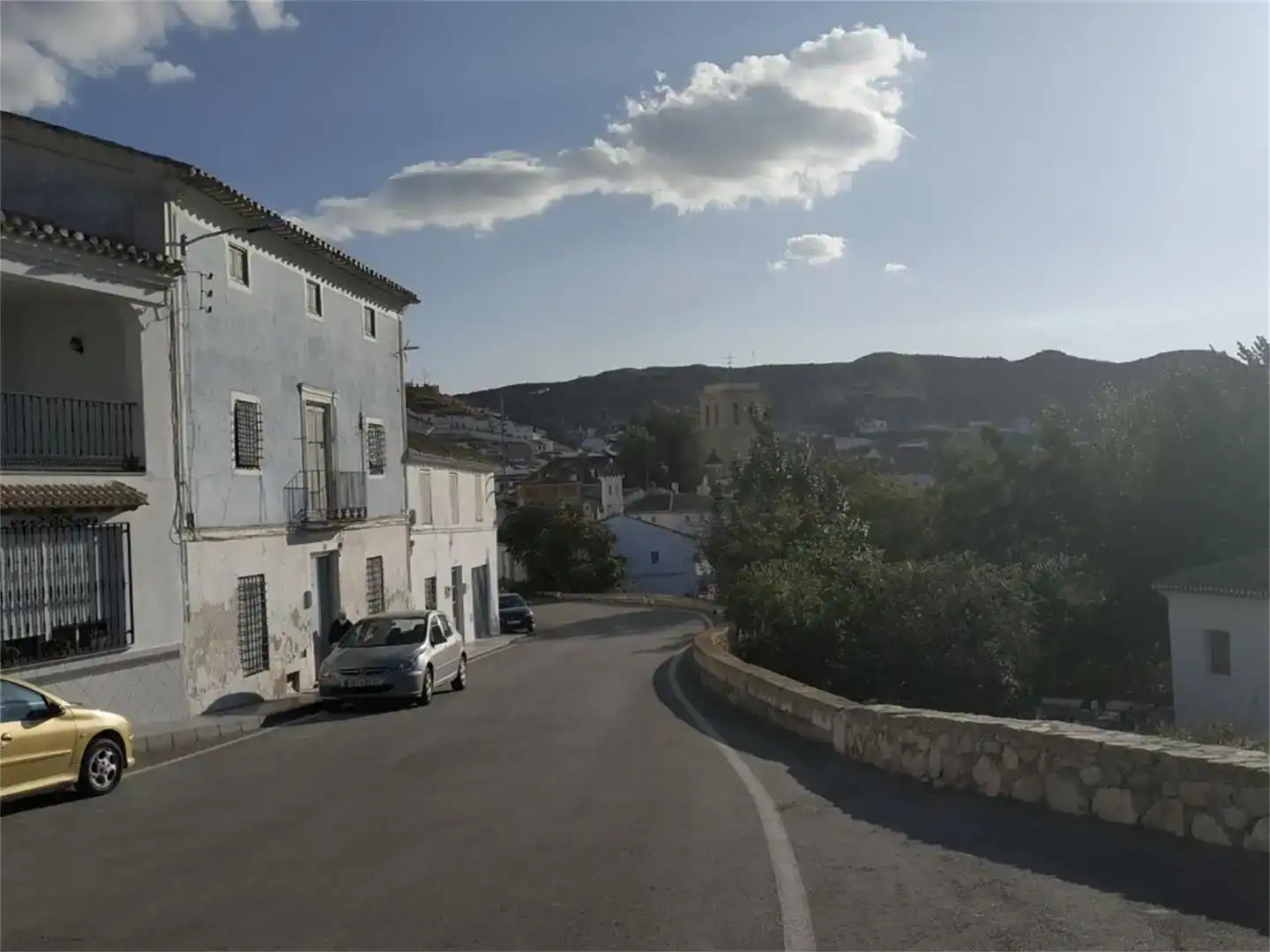 Vista exterior de Casa adosada en venda en Galera amb Moblat i Balcó
