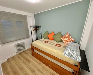 Bedroom of Flat to share in  Zaragoza Capital  with Air Conditioner and Terrace