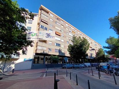 Exterior view of Flat for sale in  Zaragoza Capital
