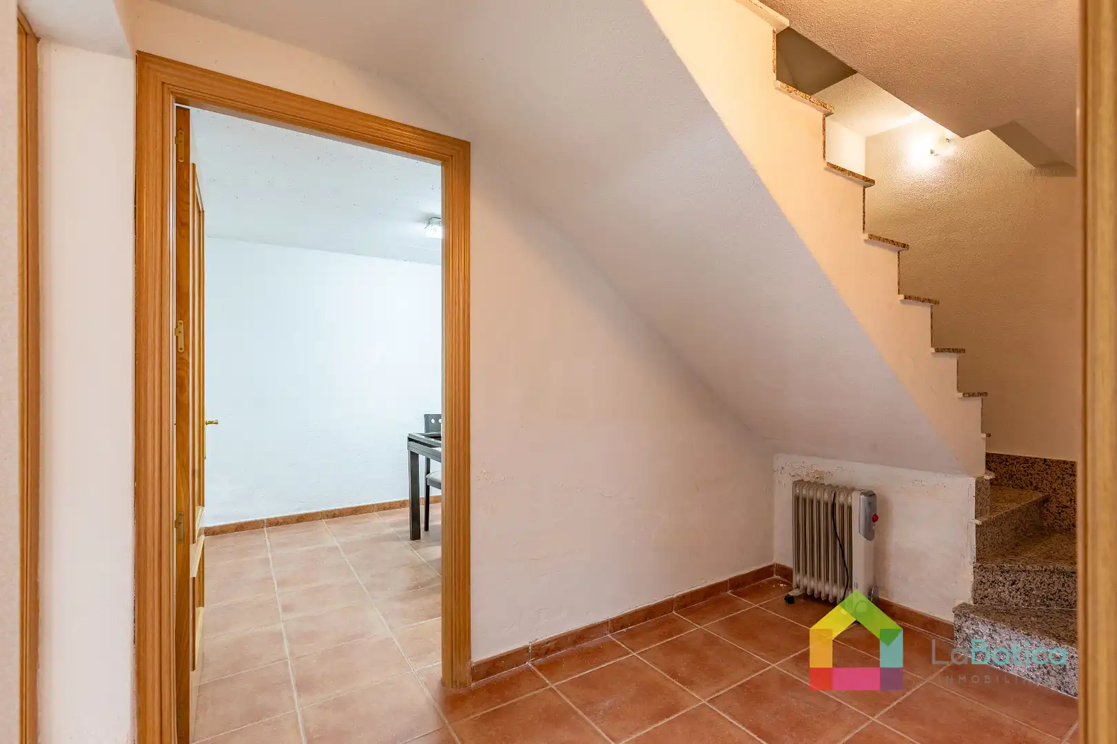 Casa adosada en venta en Burguillos de Toledo con Calefacción, Jardín privado y Terraza
