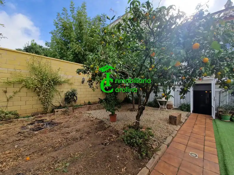 Garden of Houses for sale in La Carolina  with Air Conditioner, Heating and Private garden
