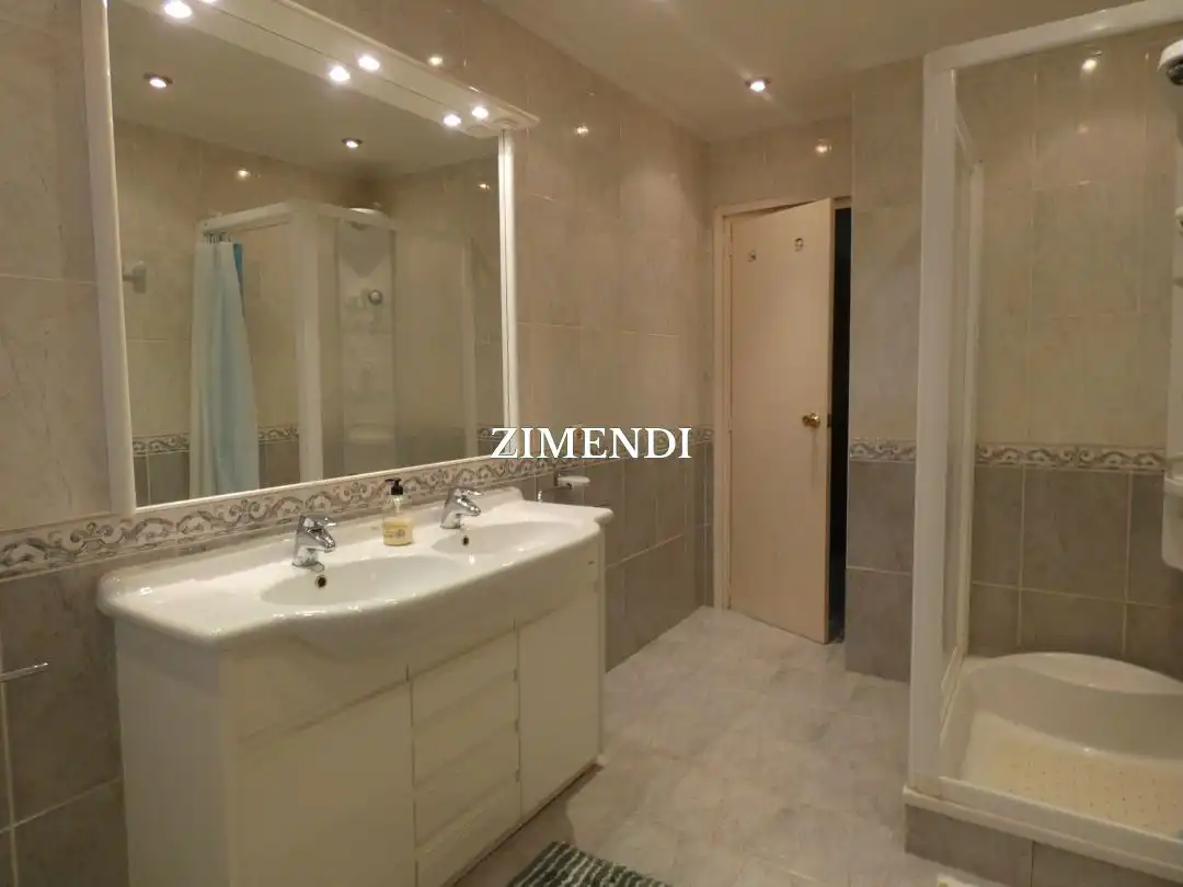 Bathroom of Houses for sale in Albelda de Iregua  with Heating, Terrace and Swimming Pool