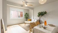 Living room of Flat for sale in Cerdanyola del Vallès  with Parquet flooring
