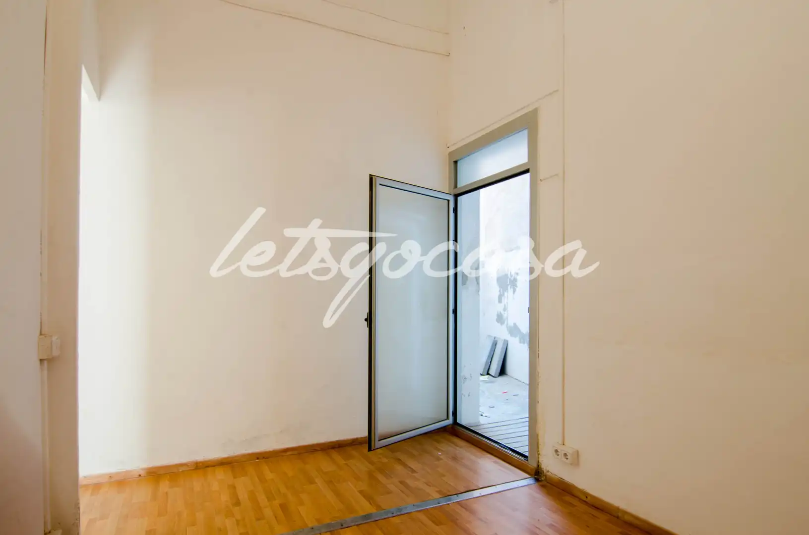 Habitación de Local en venta en Barcelona con Terraza